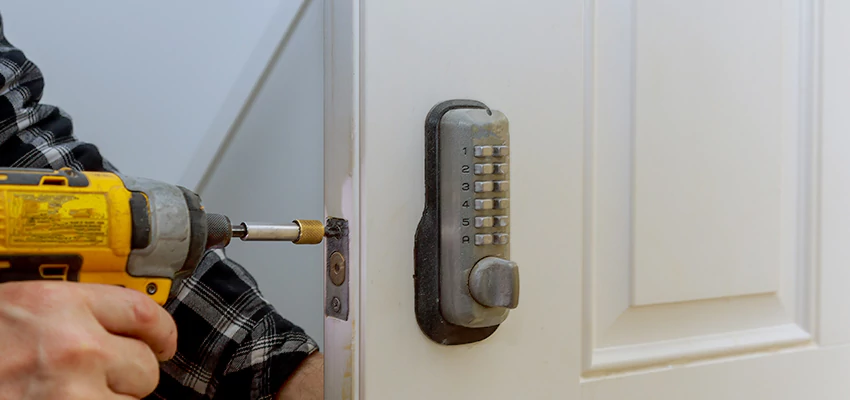 Digital Locks For Home Invasion Prevention in Mundelein, IL