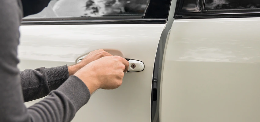 Unlock Car Door Service in Mundelein, IL